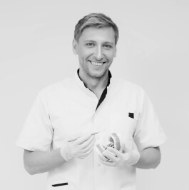 Foto de Dr. Luis Sekio Tanaka